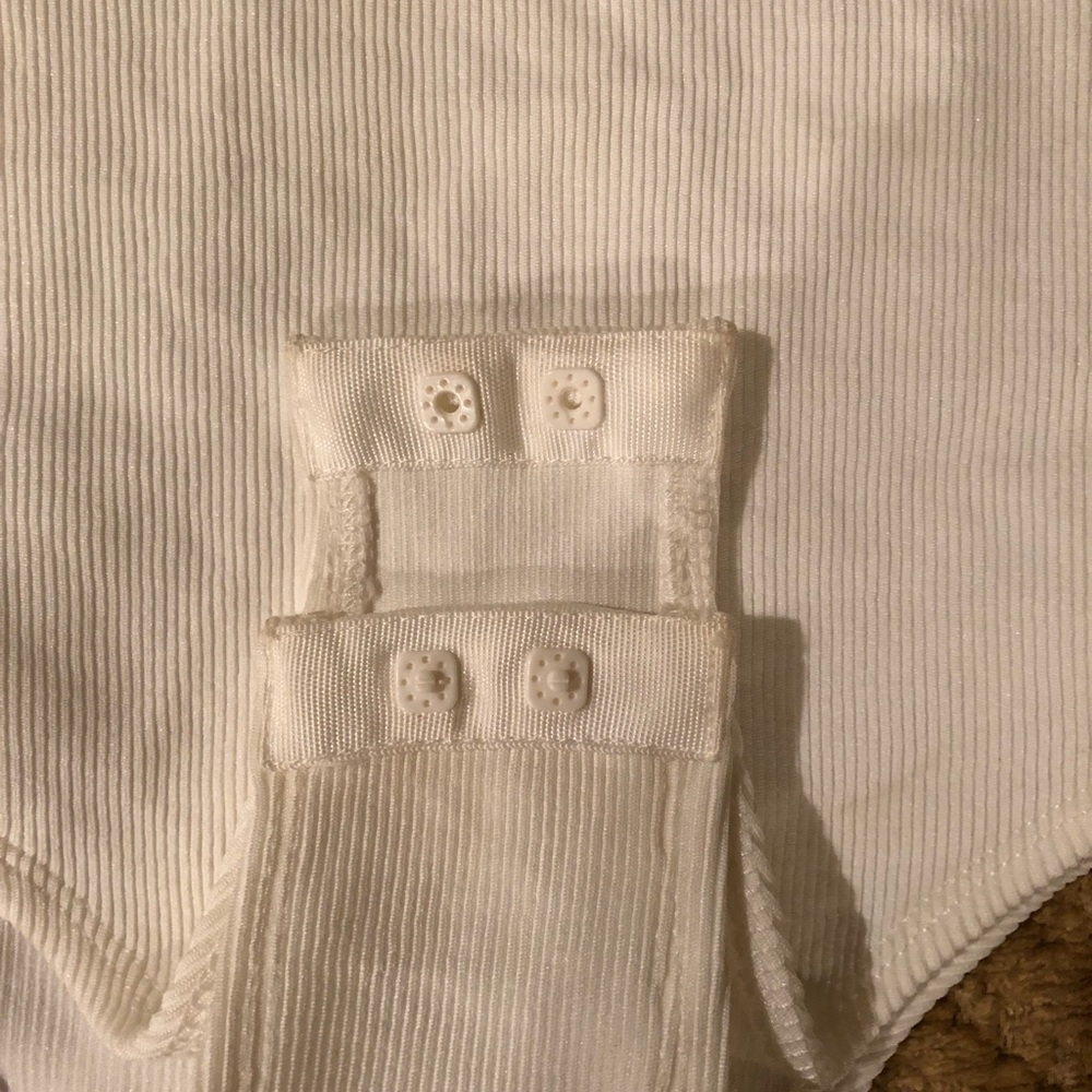 White Ribbed Bodysuit - Picture 3 of 6
